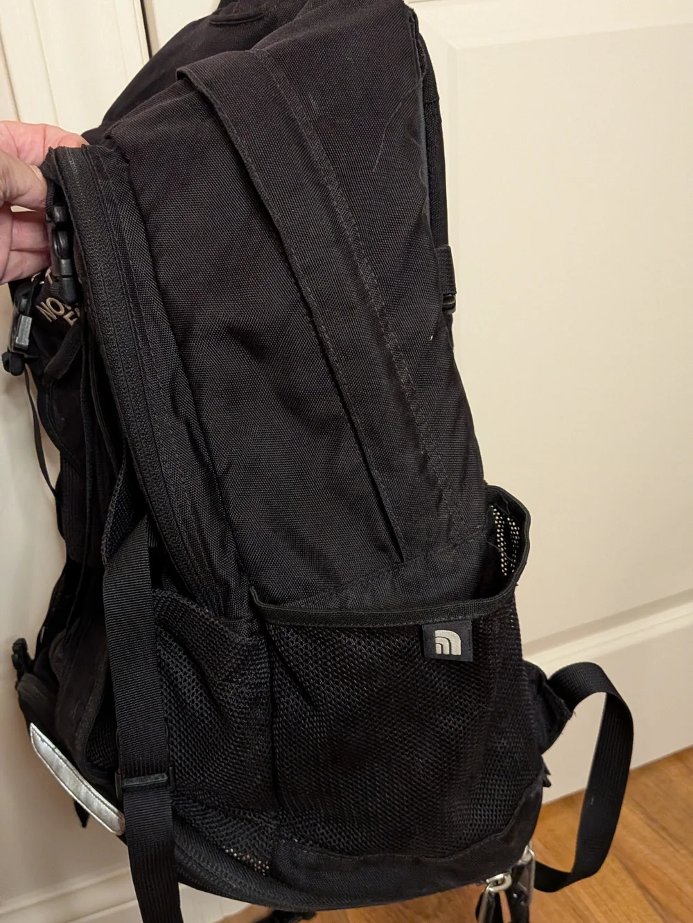 The North Face Sweeper Black Men's Backpack - Durable Everyday Carry